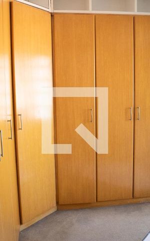 Casa à venda com 340m², 3 quartos e 4 vagasCloset