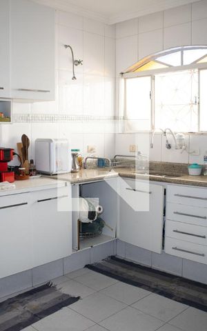 Casa à venda com 340m², 3 quartos e 4 vagasCozinha