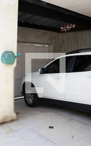 Casa à venda com 340m², 3 quartos e 4 vagasGaragem