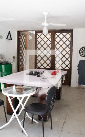 Casa à venda com 340m², 3 quartos e 4 vagasÁrea comum - Churrasqueira