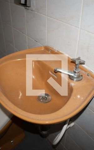Casa à venda com 340m², 3 quartos e 4 vagasBanheiro de serviço