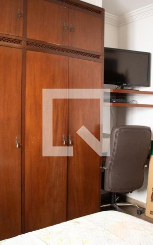 Casa à venda com 340m², 3 quartos e 4 vagasQuarto 2