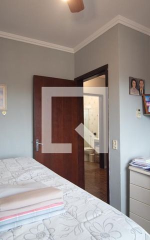 Casa à venda com 238m², 4 quartos e 2 vagas Casa à venda com 238m², 4 quartos e 2 vagasQuarto 2