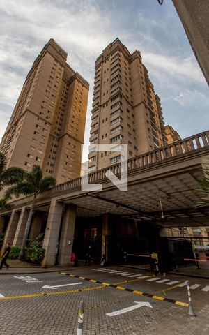Apartamento para alugar com 200m², 3 quartos e 2 vagasFachada 