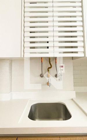 Apartamento à venda com 70m², 2 quartos e 1 vaga Apartamento à venda com 70m², 2 quartos e 1 vagaÁrea de serviço
