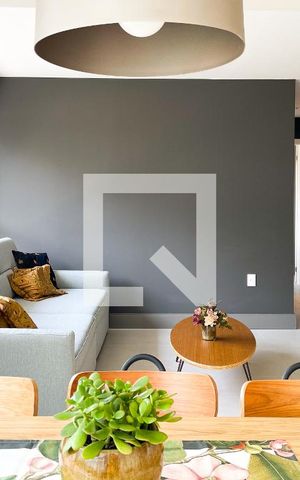 Apartamento à venda com 70m², 2 quartos e 1 vaga Apartamento à venda com 70m², 2 quartos e 1 vagaSala de jantar