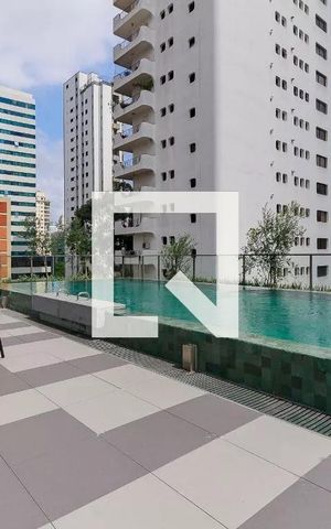 Studio à venda com 26m², 1 quarto e sem vagaPiscina