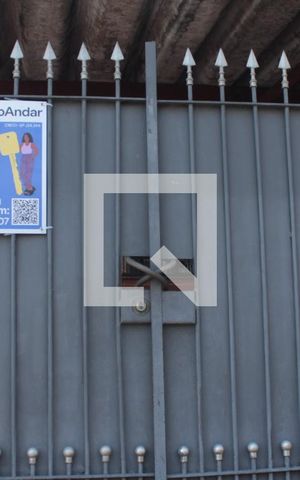 Casa à venda com 104m², 3 quartos e 2 vagasFachada Placa