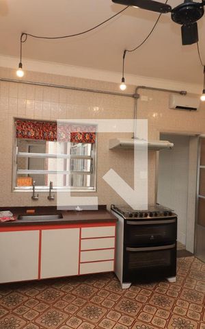 Casa à venda com 143m², 2 quartos e 1 vagaCozinha