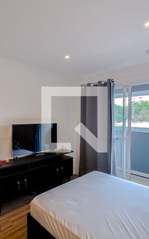 Studio para alugar com 28m², 1 quarto e sem vagaSala/Quarto