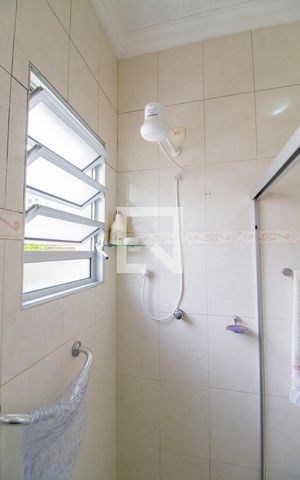 Casa à venda com 155m², 3 quartos e 2 vagasBanheiro da Suíte