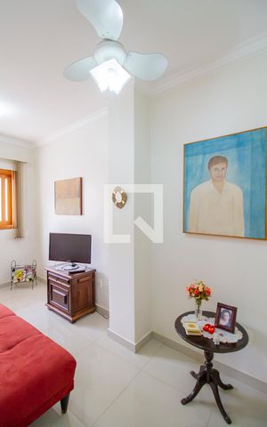 Casa à venda com 155m², 3 quartos e 2 vagasSala de TV