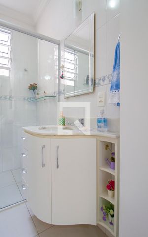 Casa à venda com 155m², 3 quartos e 2 vagasBanheiro Social 2