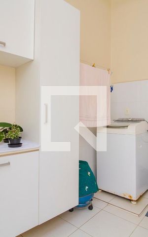 Casa à venda com 155m², 3 quartos e 2 vagasÁrea de Serviço