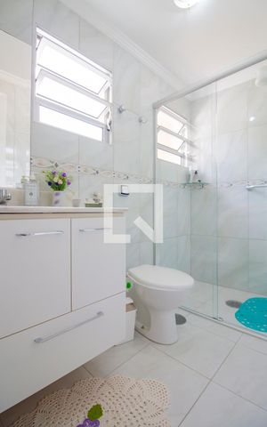 Casa à venda com 155m², 3 quartos e 2 vagasBanheiro Social 1