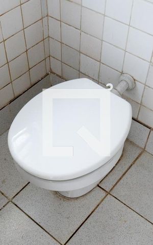 Apartamento para alugar com 149m², 4 quartos e sem vaga Apartamento para alugar com 149m², 4 quartos e sem vagaBanheiro de serviço