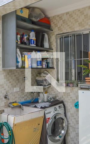 Casa à venda com 82m², 2 quartos e 1 vaga Casa à venda com 82m², 2 quartos e 1 vagaÁrea de Serviço