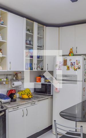 Casa à venda com 82m², 2 quartos e 1 vaga Casa à venda com 82m², 2 quartos e 1 vagaCozinha