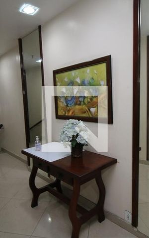 Apartamento para alugar com 80m², 2 quartos e 1 vagaPortaria