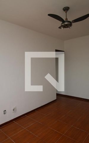 Apartamento para alugar com 80m², 2 quartos e 1 vagaSala