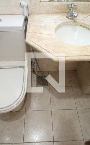 Apartamento para alugar com 80m², 2 quartos e 1 vagaBanheiro