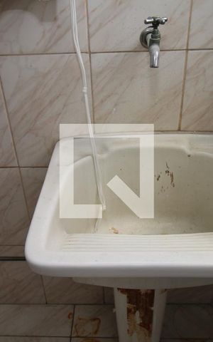 Apartamento para alugar com 80m², 2 quartos e 1 vagaÁrea de Serviço - tanque