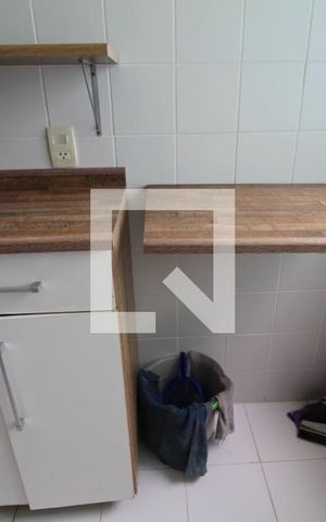 Apartamento à venda com 77m², 2 quartos e 1 vagaÁrea de serviço
