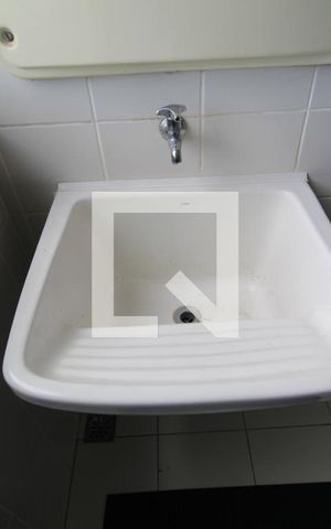 Apartamento à venda com 77m², 2 quartos e 1 vagaÁrea de serviço