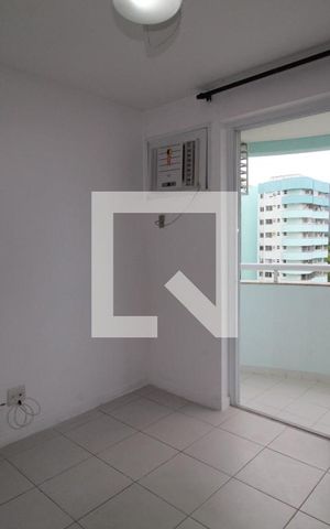 Apartamento à venda com 77m², 2 quartos e 1 vagaSuíte principal
