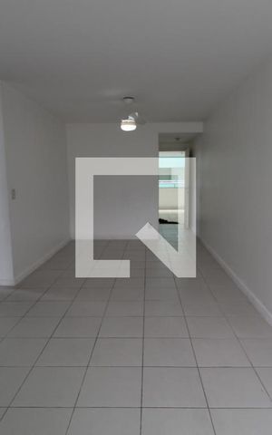 Apartamento à venda com 77m², 2 quartos e 1 vagaSala