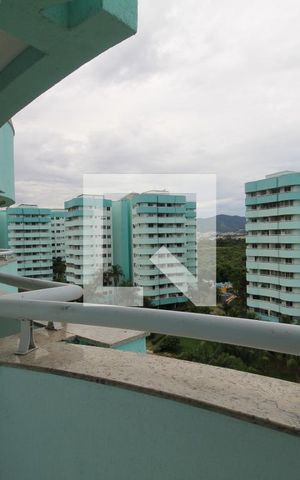 Apartamento à venda com 77m², 2 quartos e 1 vagaVaranda da suíte principal
