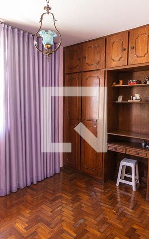 Casa à venda com 200m², 4 quartos e 4 vagas Casa à venda com 200m², 4 quartos e 4 vagasQuarto 3