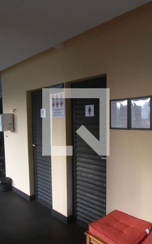 Casa de condomínio à venda com 308m², 4 quartos e 2 vagasBanheiros Área comum - Academia
