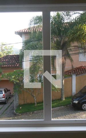 Casa de condomínio à venda com 308m², 4 quartos e 2 vagasVista Suíte 2