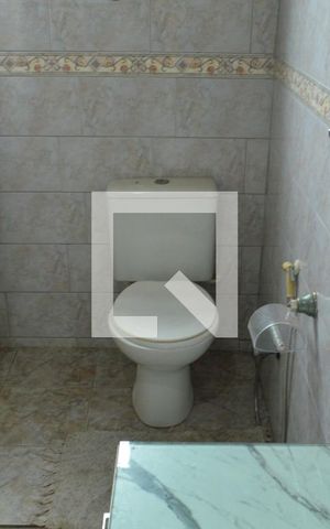 Casa para alugar com 180m², 3 quartos e 4 vagasBanheiro da Suíte