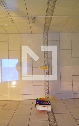 Apartamento à venda com 51m², 1 quarto e 1 vagaDetalhe do banheiro