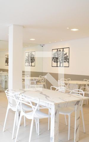 Apartamento para alugar com 50m², 2 quartos e 1 vagaÁrea comum - Salão de festas