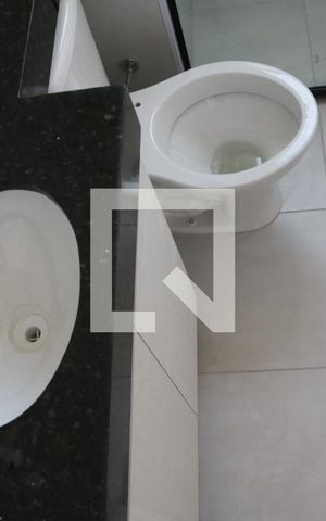 Apartamento para alugar com 41m², 2 quartos e sem vagaBanheiro