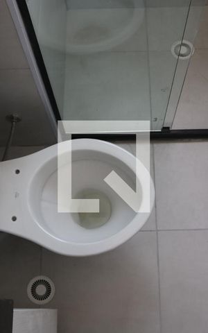 Apartamento para alugar com 41m², 2 quartos e sem vagaBanheiro