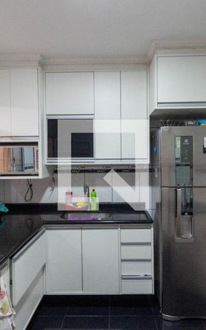 Casa à venda com 90m², 2 quartos e 1 vaga Casa à venda com 90m², 2 quartos e 1 vagaCozinha