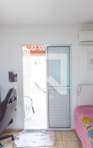 Casa à venda com 90m², 2 quartos e 1 vaga Casa à venda com 90m², 2 quartos e 1 vagaQuarto 2
