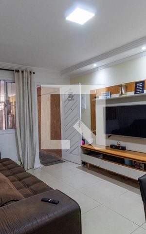Casa à venda com 90m², 2 quartos e 1 vaga Casa à venda com 90m², 2 quartos e 1 vagaSala