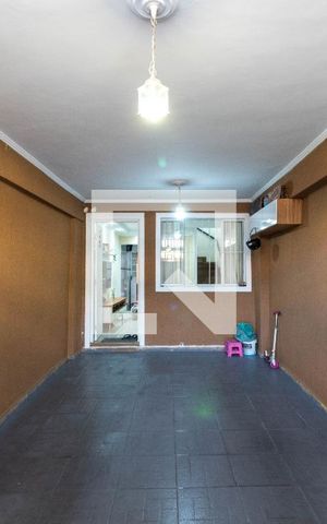 Casa à venda com 90m², 2 quartos e 1 vaga Casa à venda com 90m², 2 quartos e 1 vagaGaragem