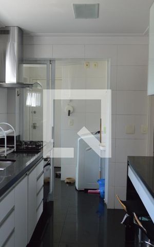 Apartamento à venda com 134m², 3 quartos e 3 vagasCozinha