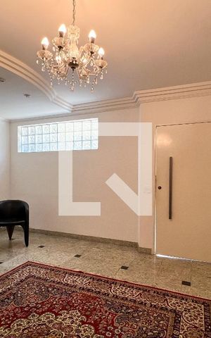 Casa à venda com 385m², 5 quartos e 3 vagasHall