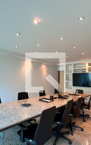 Casa à venda com 385m², 5 quartos e 3 vagasSala 2