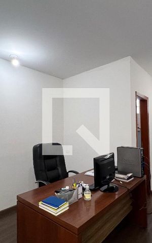 Casa à venda com 385m², 5 quartos e 3 vagasSala 4 