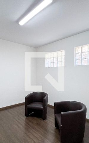 Casa à venda com 385m², 5 quartos e 3 vagasCorredor 