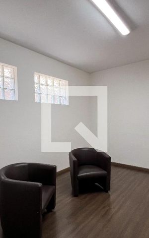 Casa à venda com 385m², 5 quartos e 3 vagasCorredor