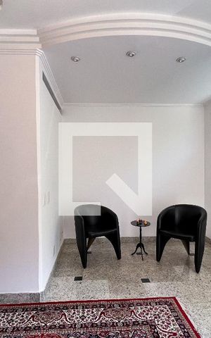 Casa à venda com 385m², 5 quartos e 3 vagasHall